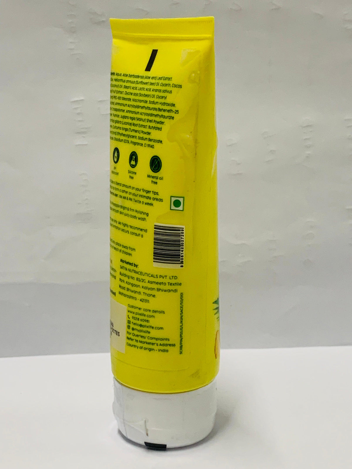 PlixPineapple Soft & Smooth Juicy Scrub