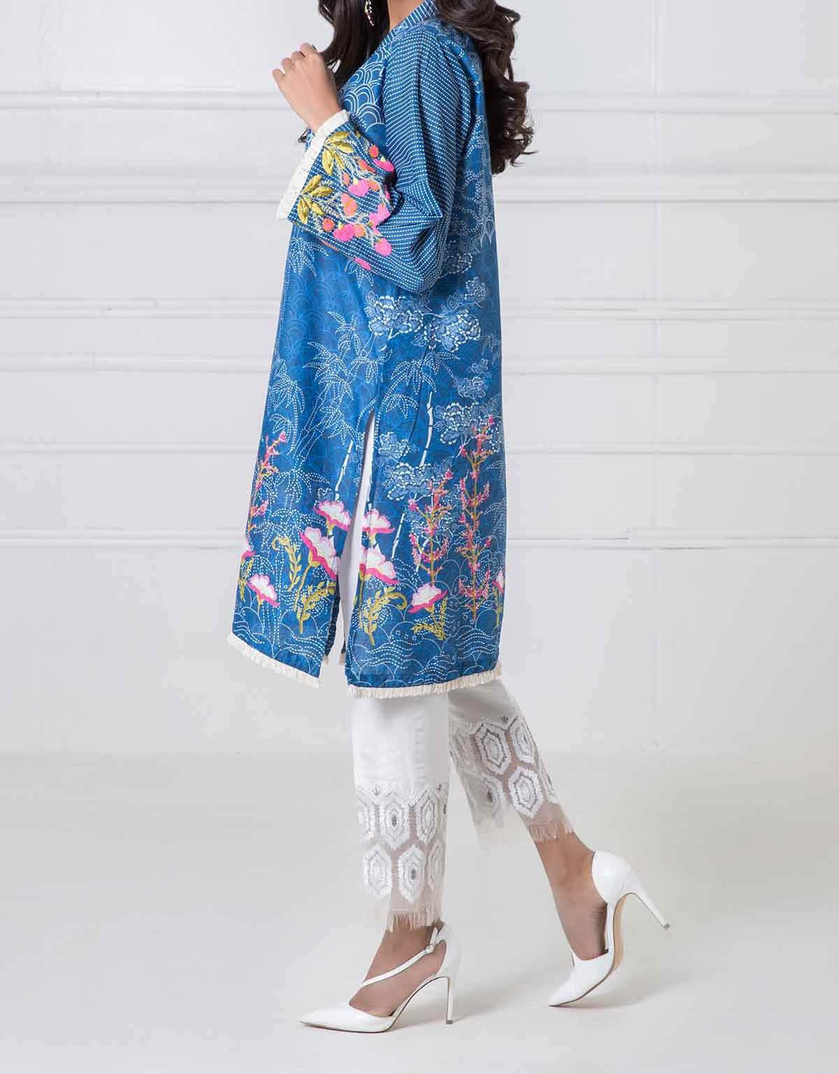 Komal's WTPE17213 Embroidered Kurti