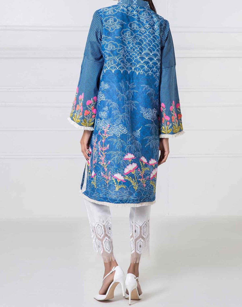 Komal's WTPE17213 Embroidered Kurti