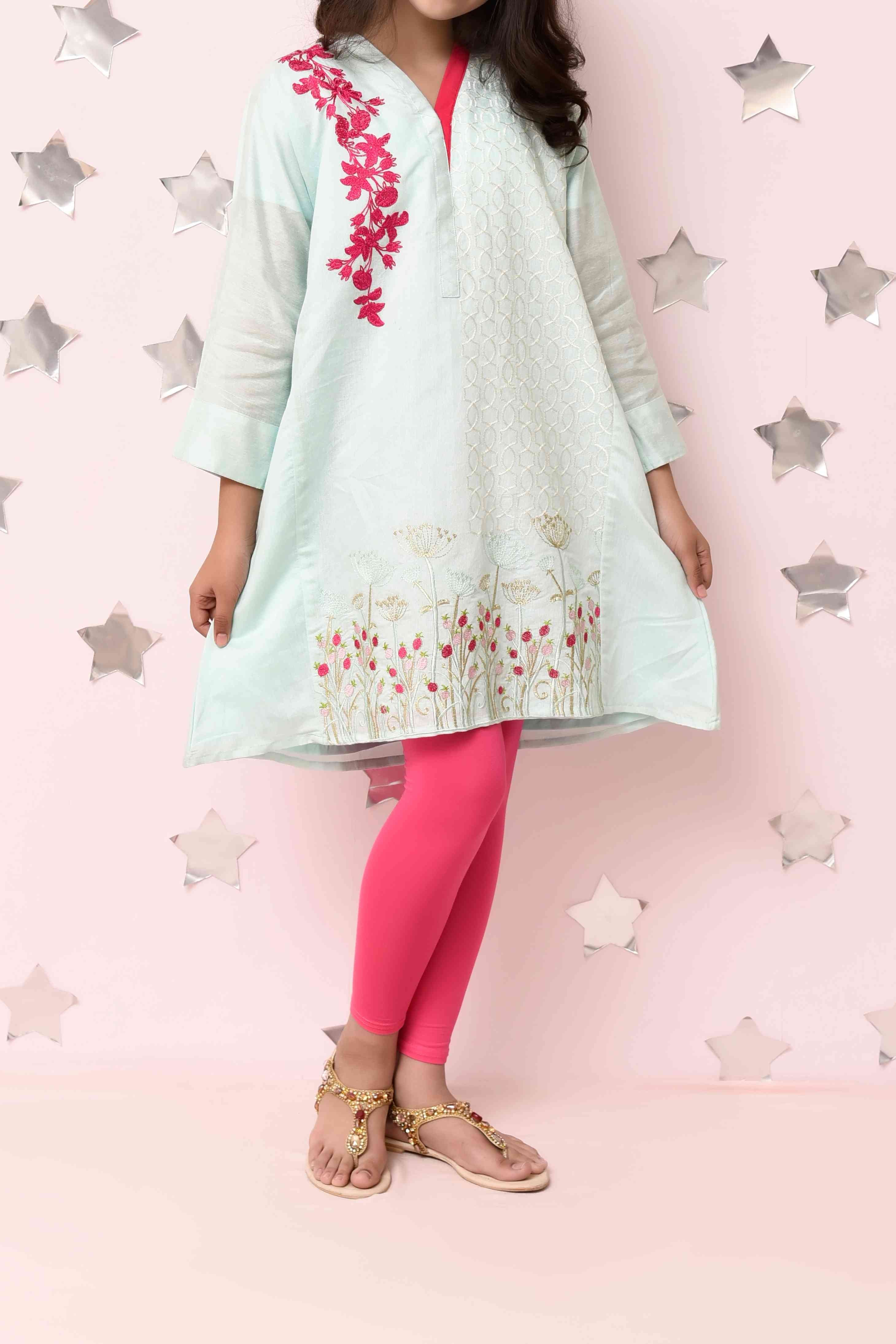 Komal's Girls Embroidered Kurti