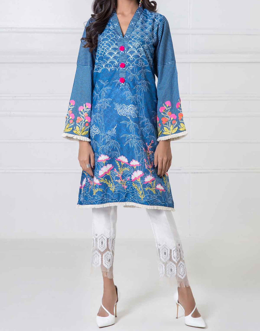 Komal's WTPE17213 Embroidered Kurti
