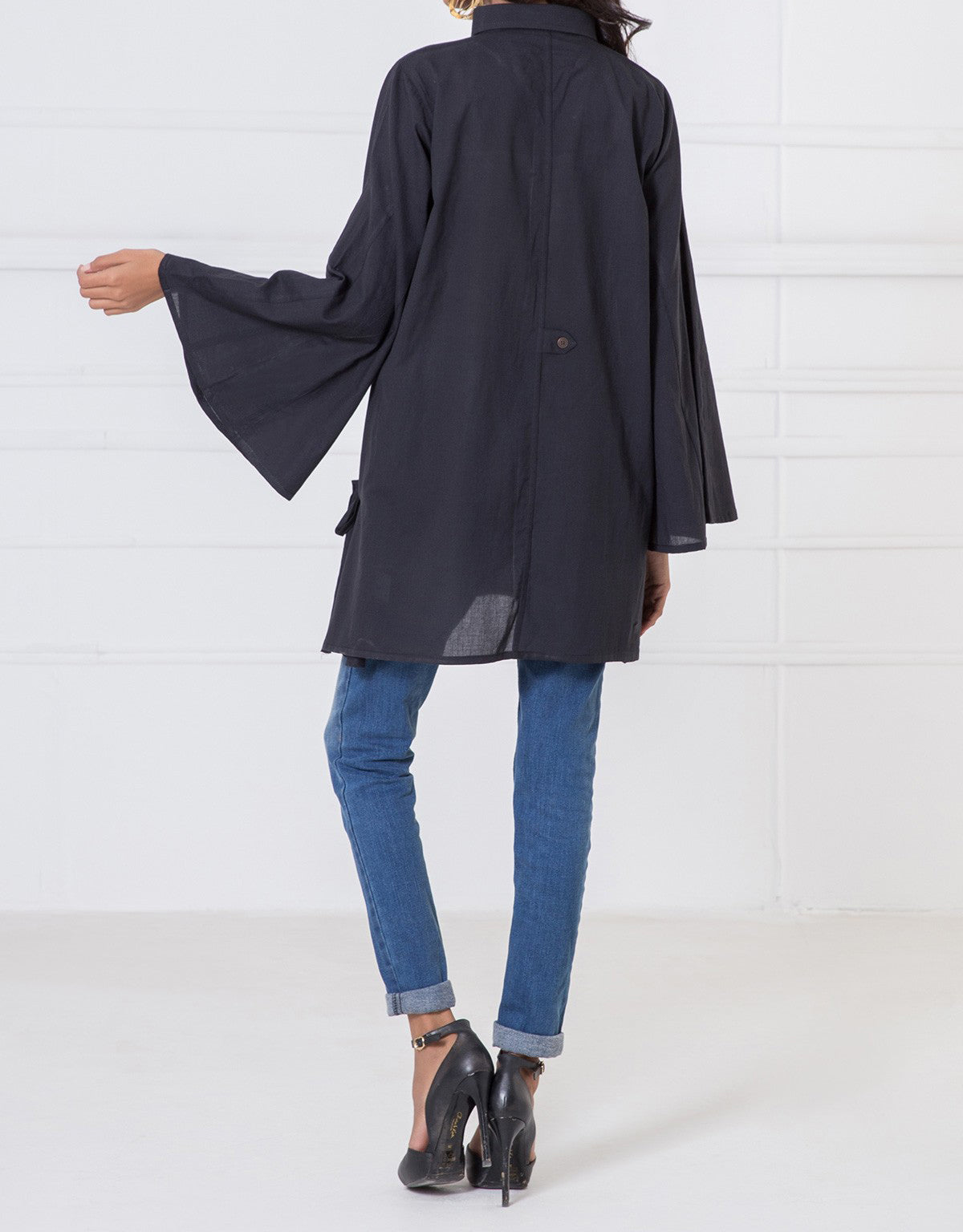 Komal's WTB17412 Bell Sleeve Top