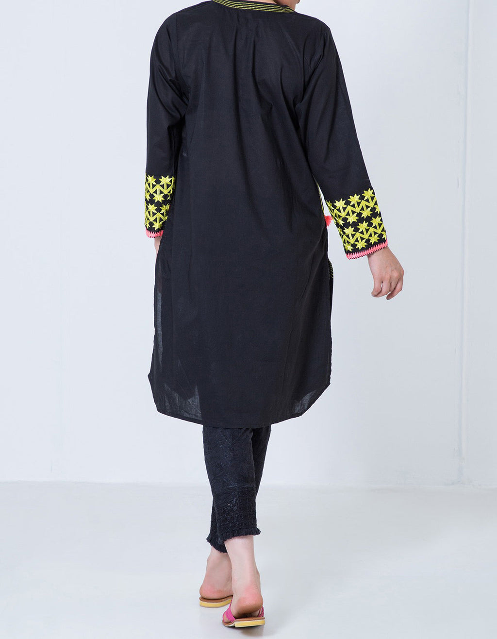 Komal's WTE17202 Embroidered Kurti