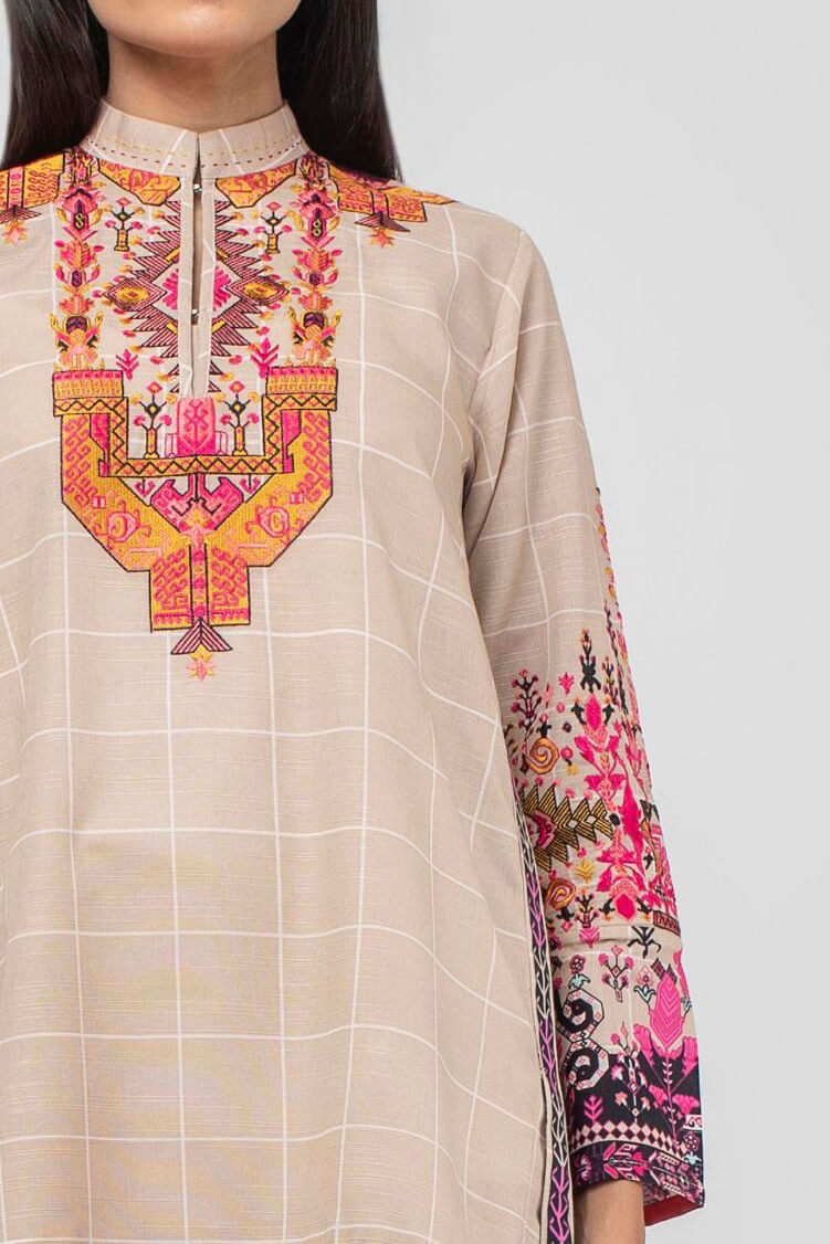 Komal's KETPE-K18404 Embroidered Kurti